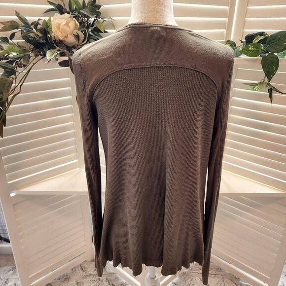 WE THE FREE MALIBU GREEN HIGH LOW LONG SLEEVE THERMAL SIZE XS (OVERSIZED) - Picture 8 of 8